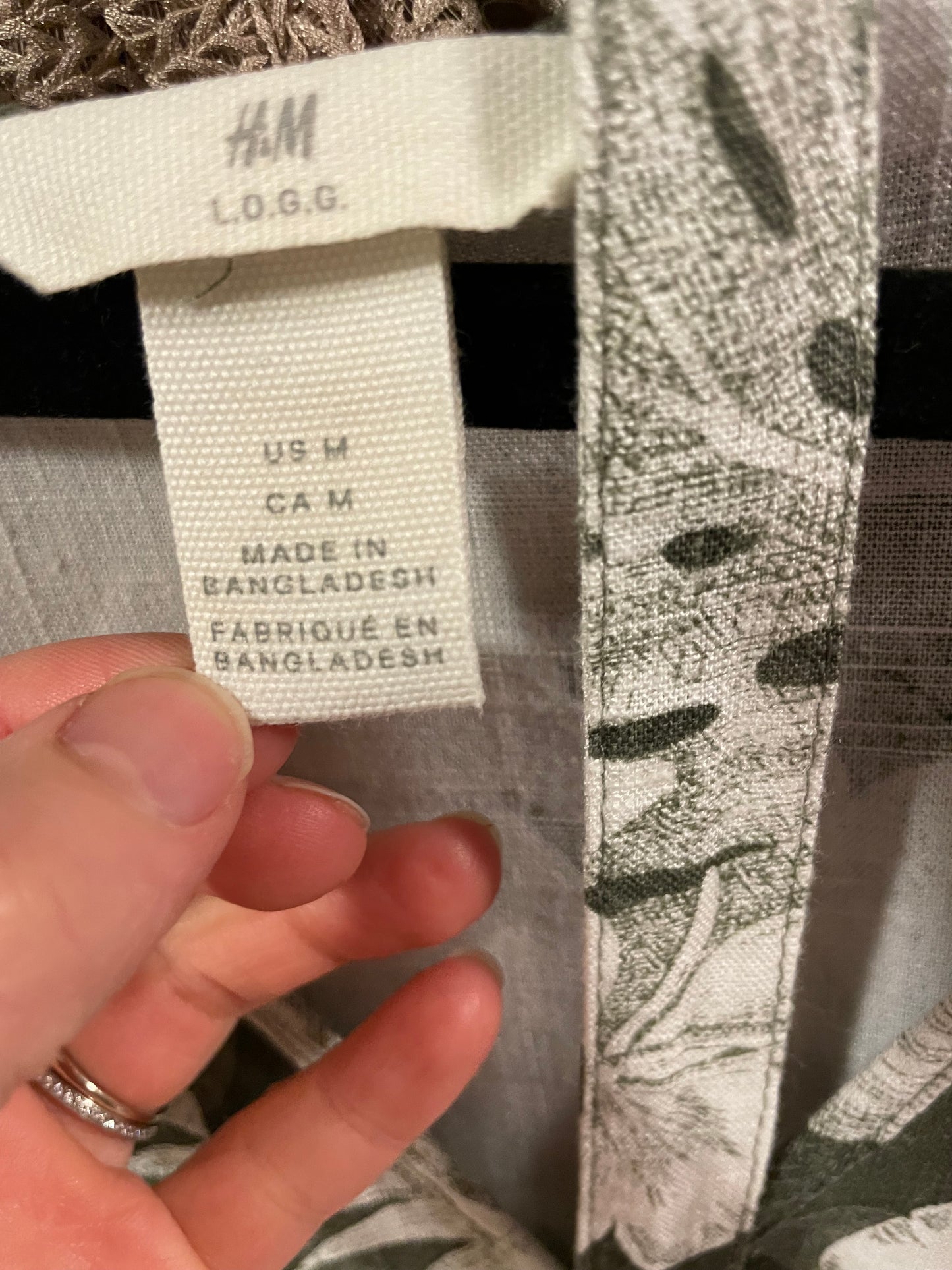 H&M L.O.G.G. Tropical Leaf Linen Blend Waist Tie Dress – Size Medium