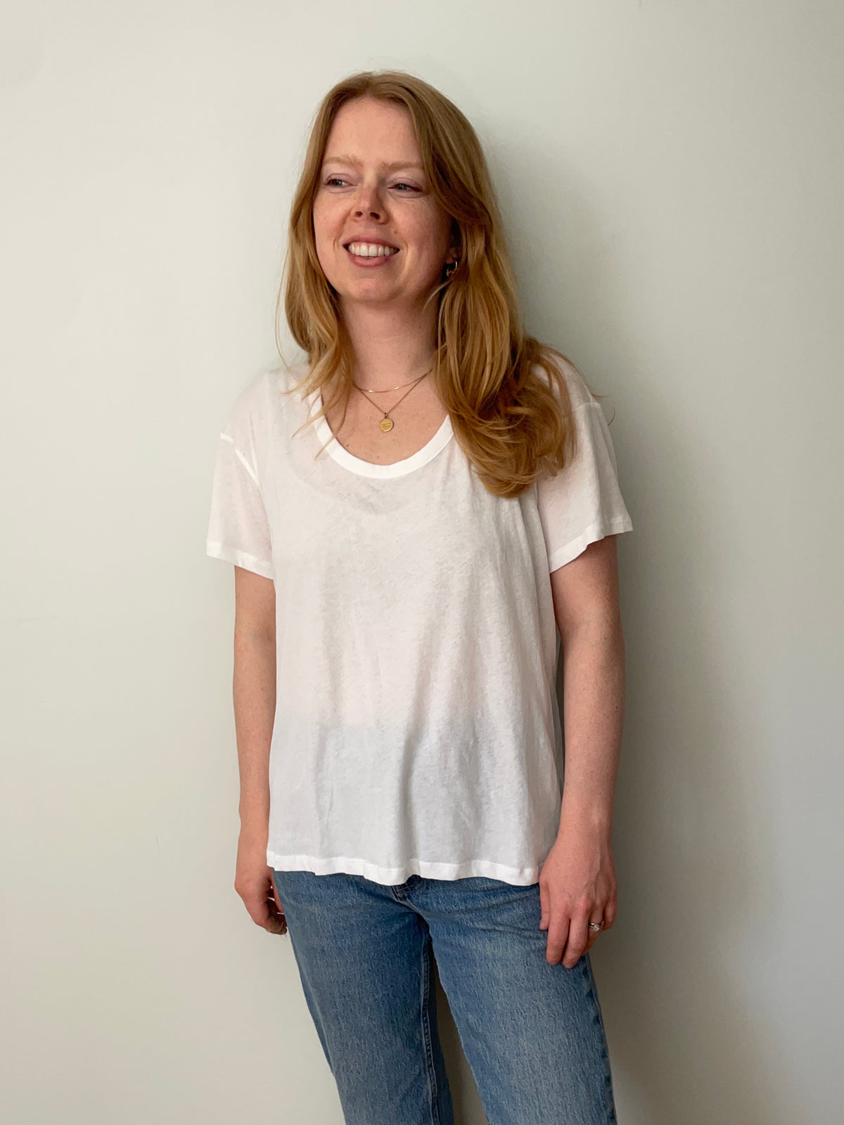 Everlane White Air Scoop-Neck 100% Cotton Tee – Medium – NWT