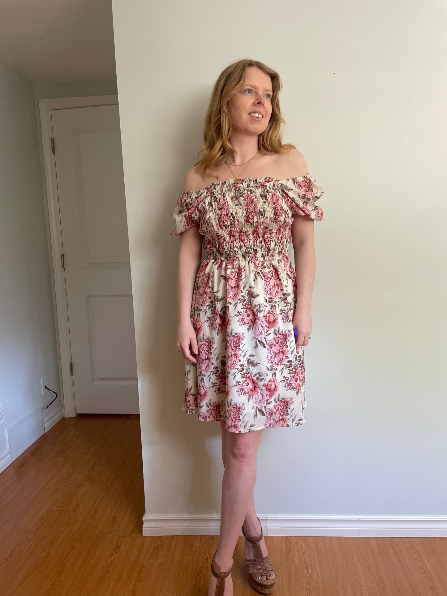 Hayden Los Angeles Ivory Pink Floral Smocked Puff Sleeve Dress - Medium