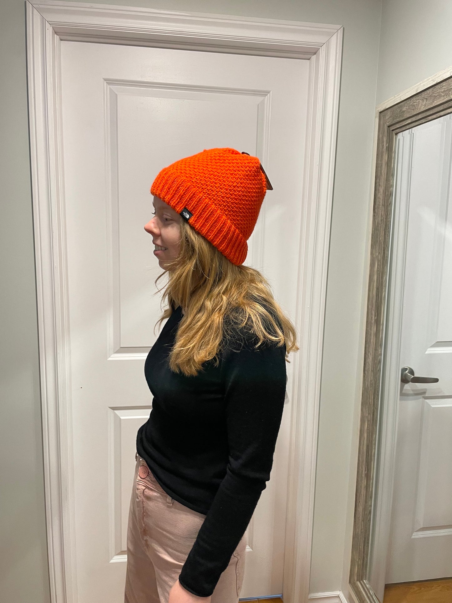 The North Face Bright Orange Chunky Knit Beanie NWT – One Size