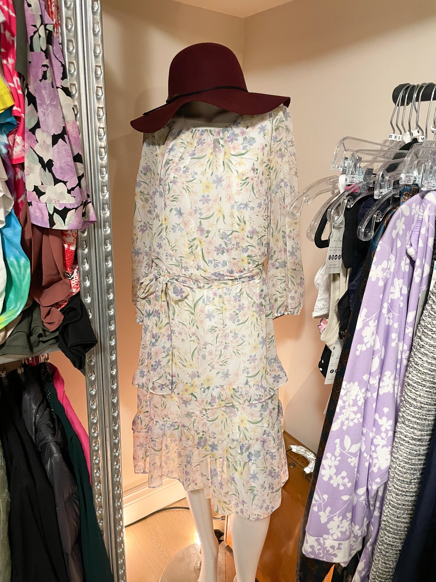 Calvin Klein Chiffon Pastel Floral Long Sleeve Tiered Dress NWT - Small