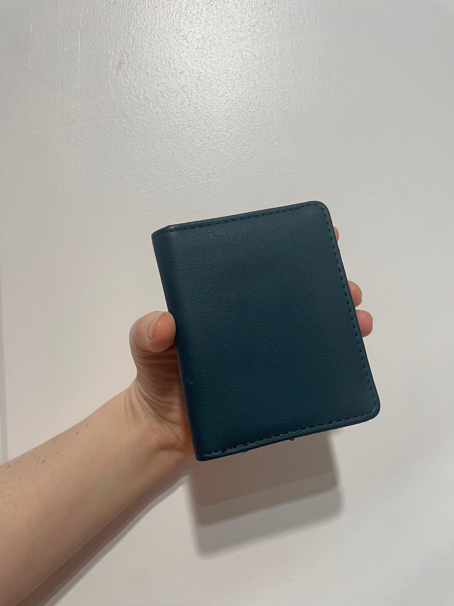 Safe Keeper – Teal Compact Wallet