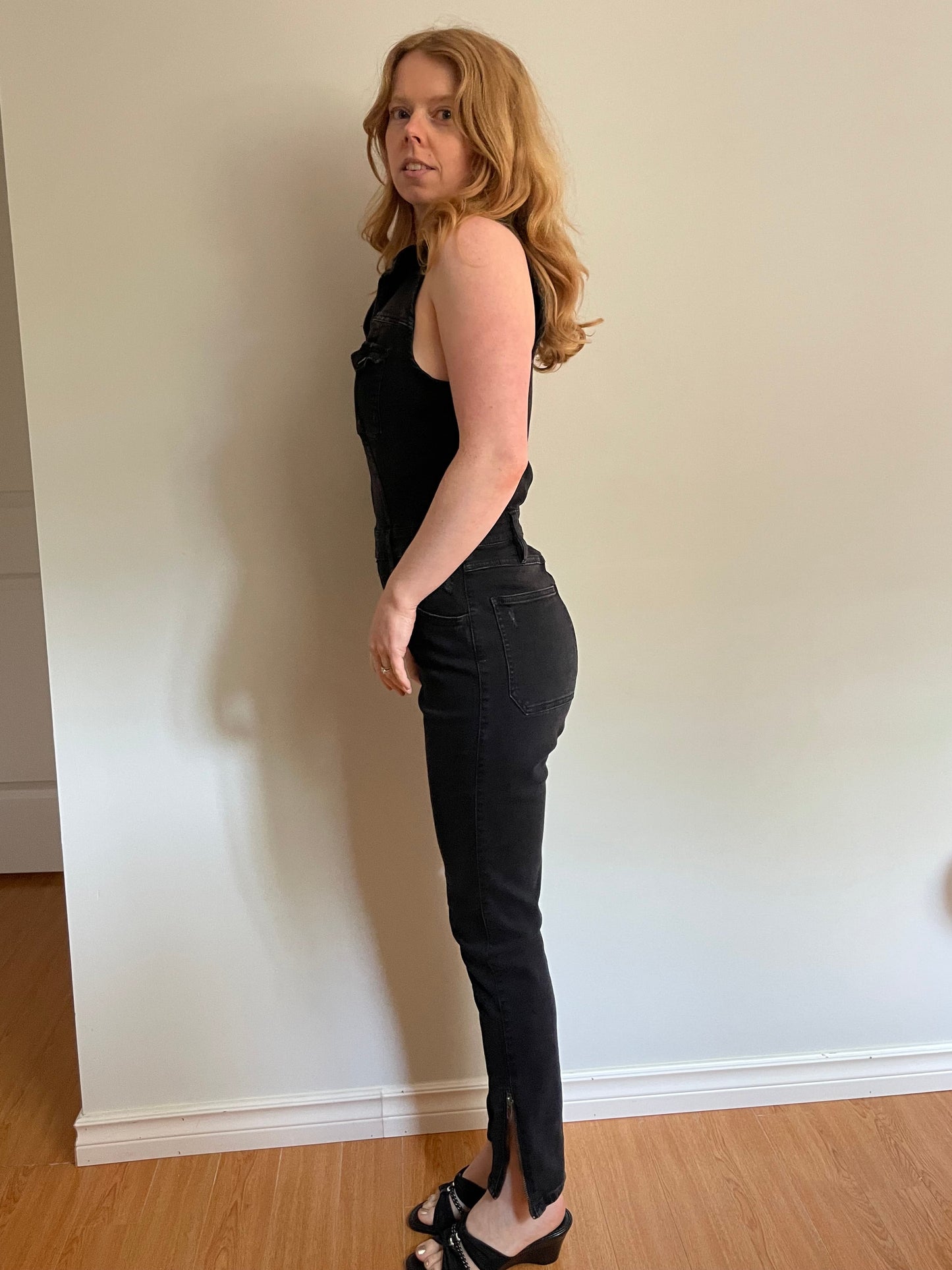 GUESS Black Stretch Denim Zip-Front Sleeveless Jumpsuit – Size 8