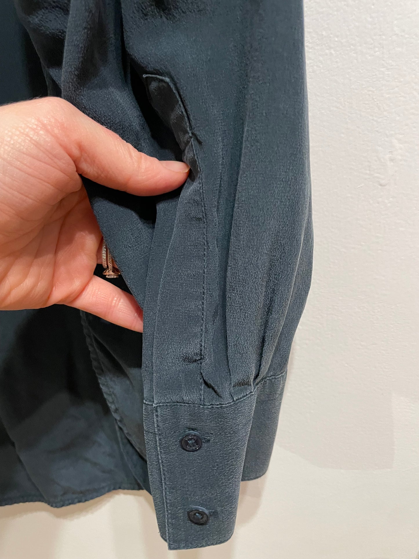 Vince Forest Green 100% Silk Blouse – Size 12