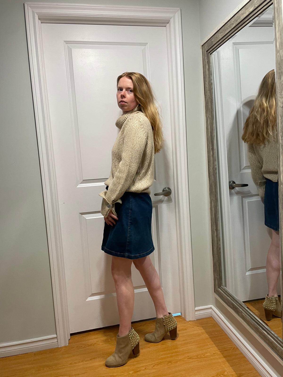 Esmara Dark-Wash Denim Button-Front Mini Skirt – UK 12 / Medium