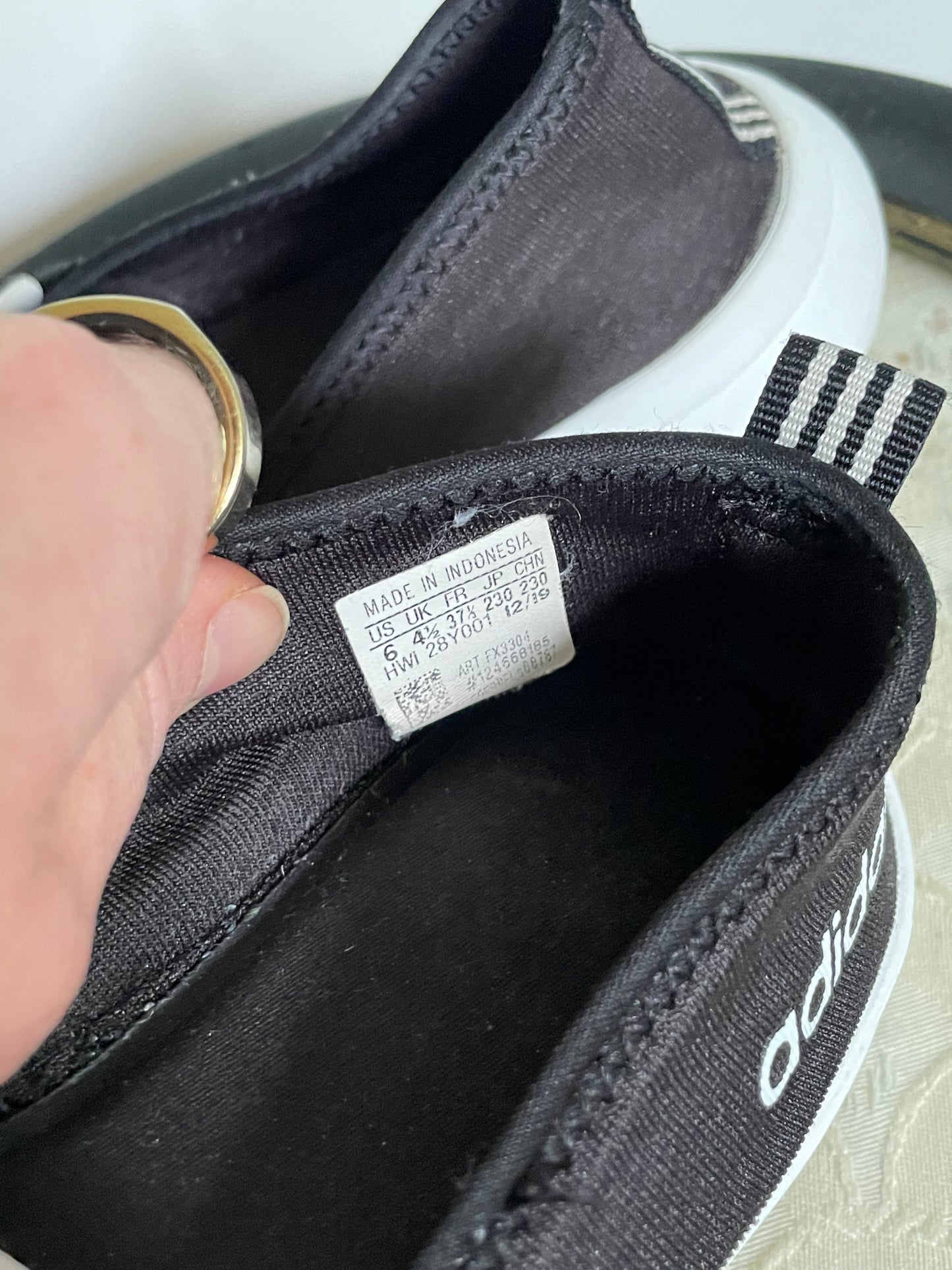 Adidas Black & White Cloudfoam Slip-On Shoes – Size 6