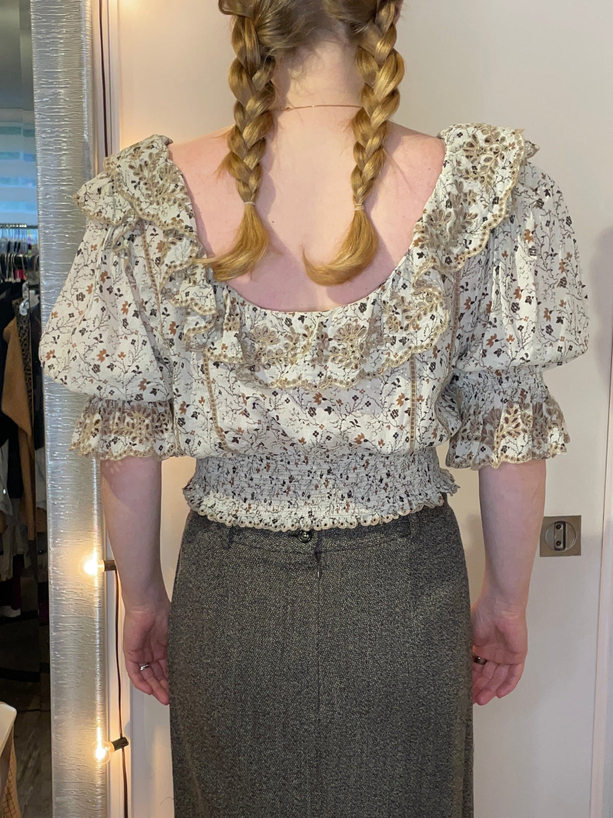 Sunday Best Cream Floral Organic Cotton Smocked Puff-Sleeve Blouse – Large