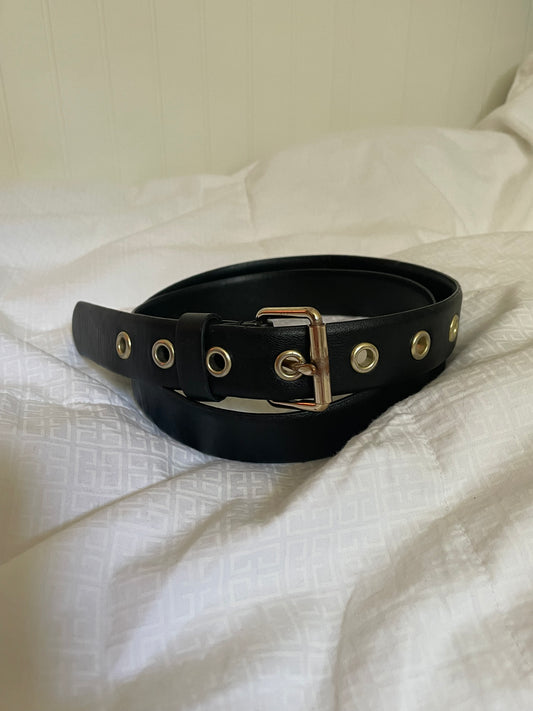 Black Synthetic Leather Gold Grommet Belt – S/M