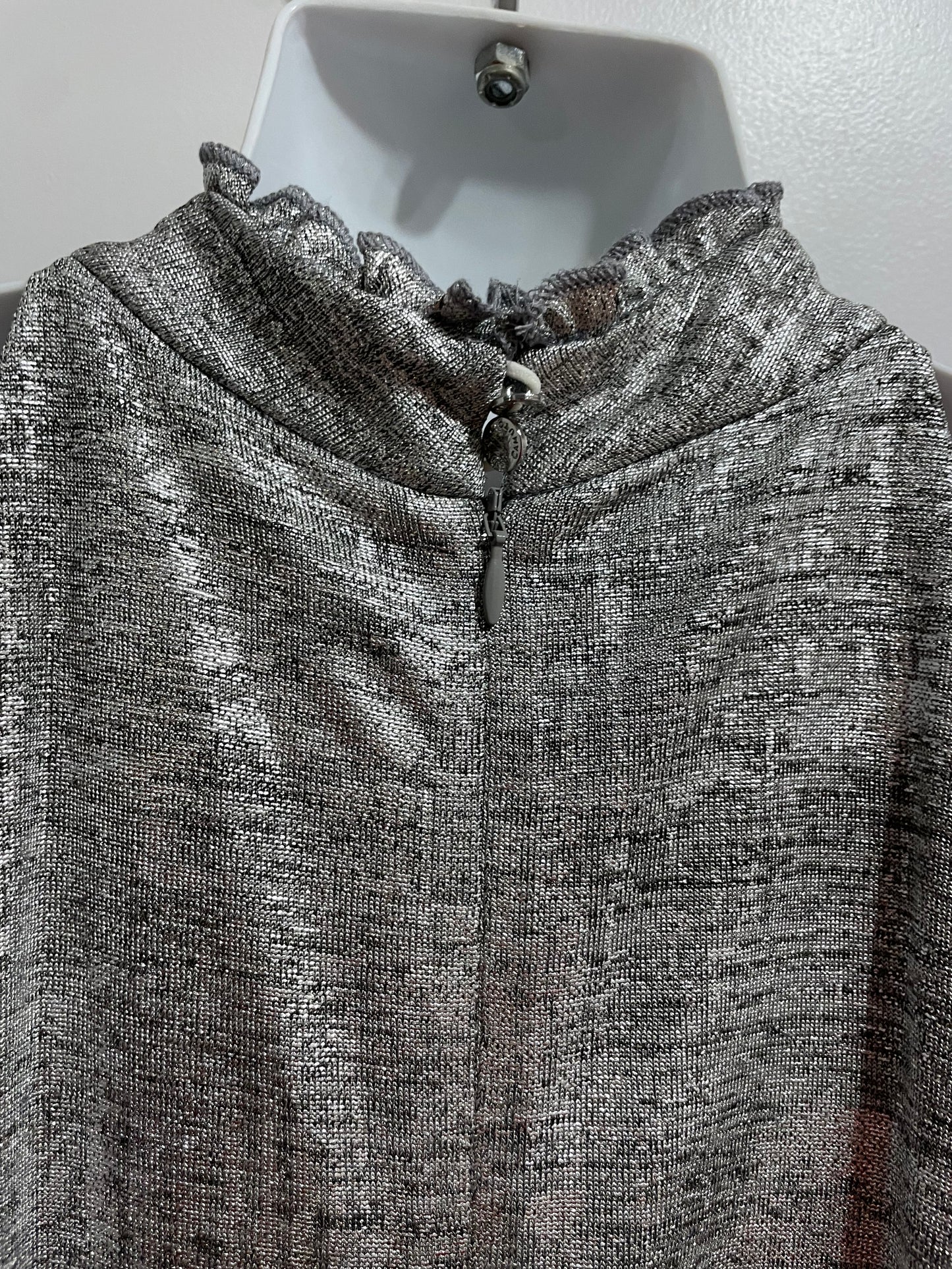 Vince Camuto Silver Metallic Sleeveless Jumpsuit with Tie Waist – Size 2