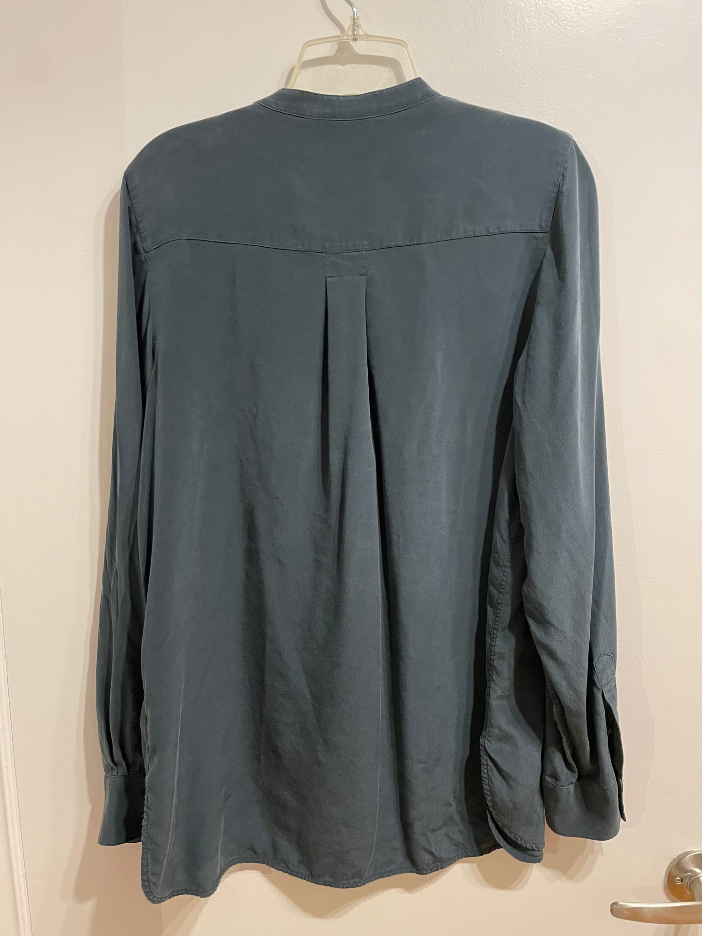 Vince Forest Green 100% Silk Blouse – Size 12