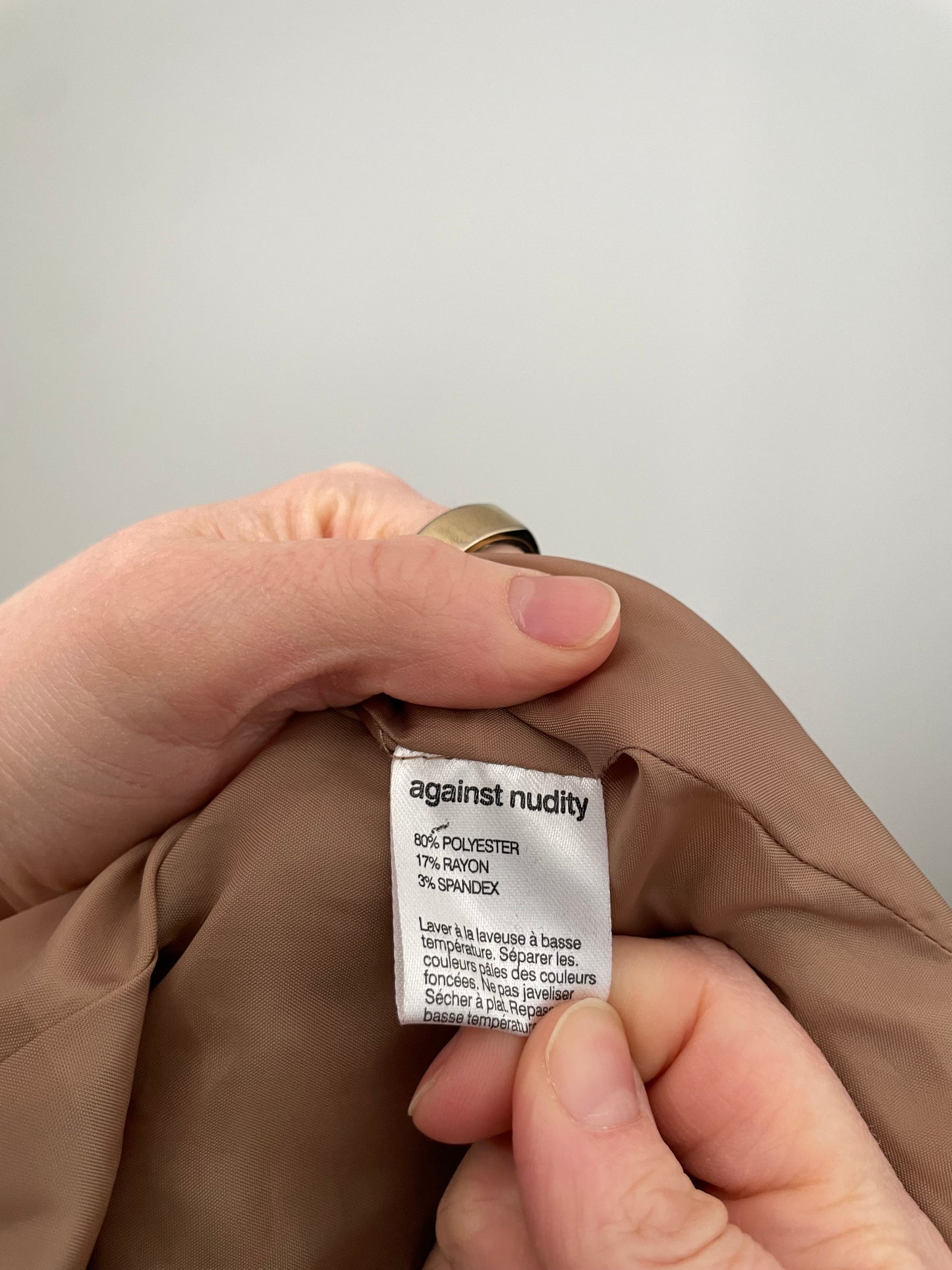 Against Nudity Camel Tailored Knit Coat – Large