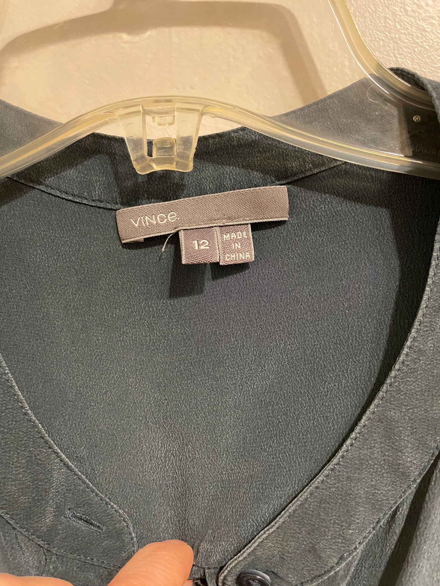 Vince Forest Green 100% Silk Blouse – Size 12