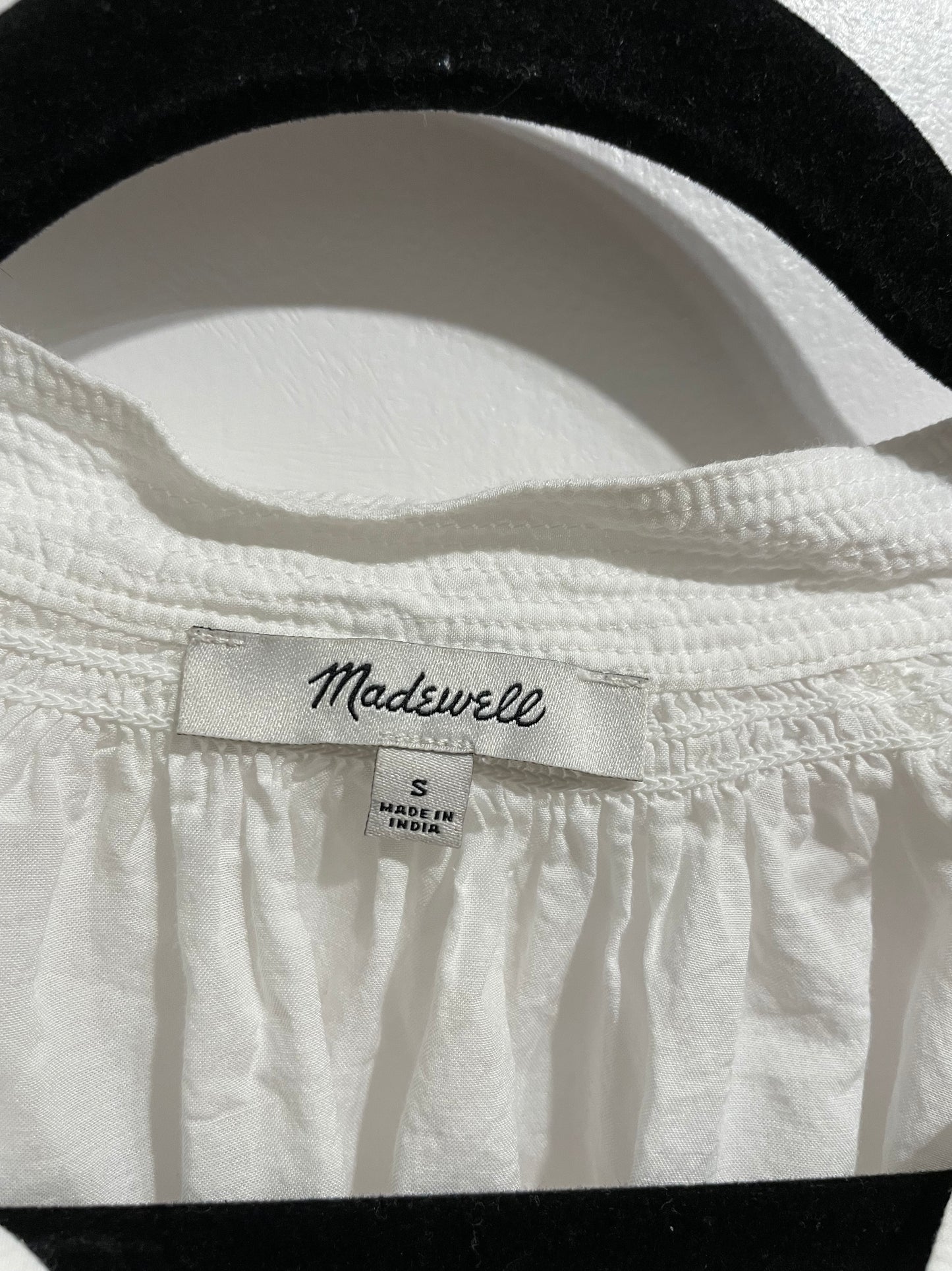 Madewell White Cotton Blend Smocked Peasant Blouse - Size Small to Large - Le Prix Fashion & Consulting