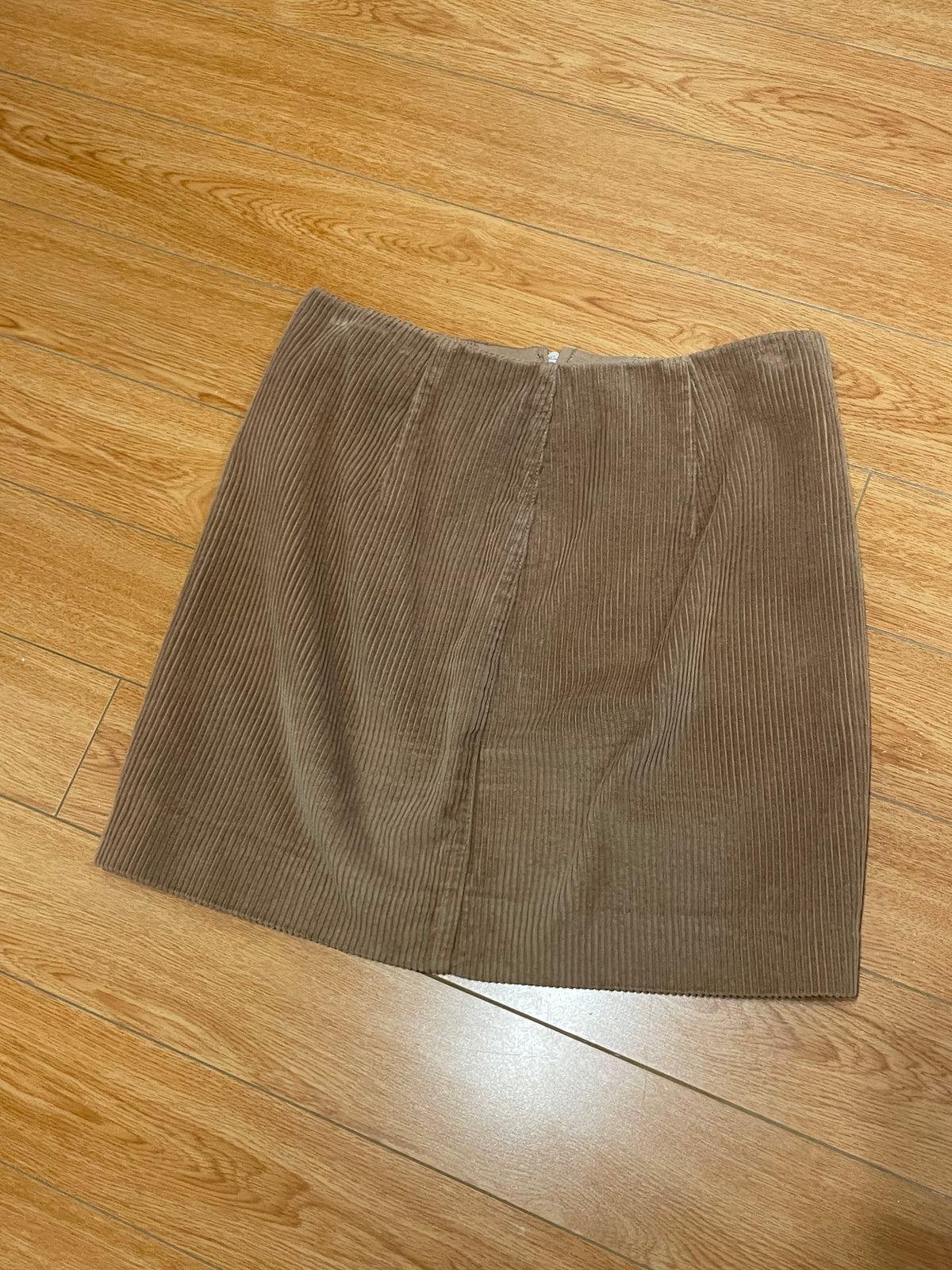 rag & bone Taupe Cotton Corduroy Zip-Front Mini Skirt – Size 27