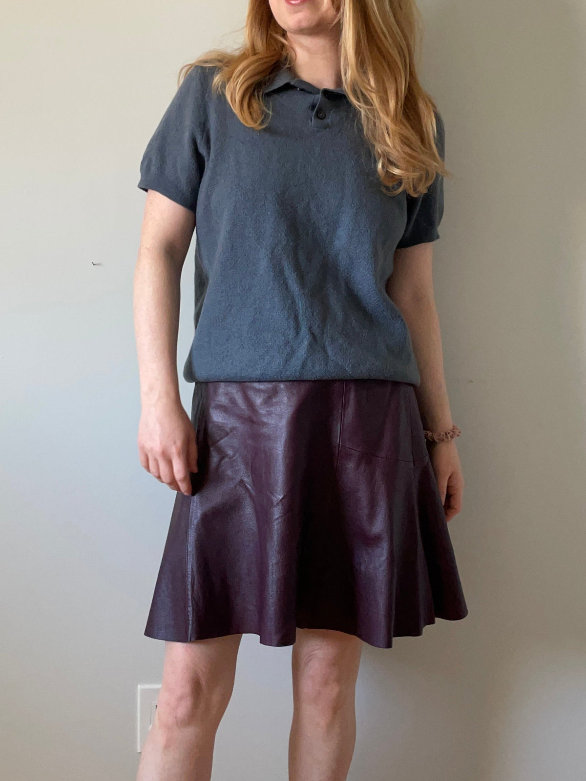 Banana Republic Burgundy Lamb Leather Mini Skirt – Size 10