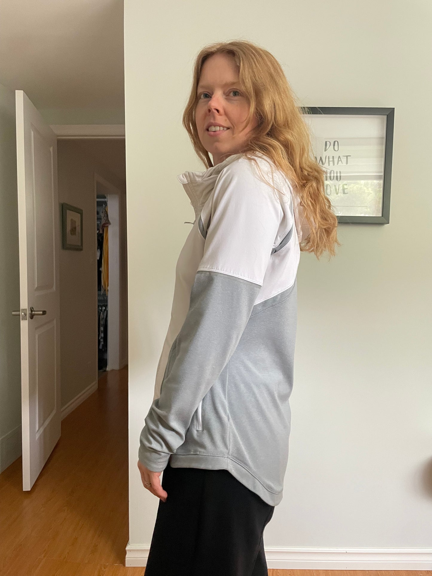 Athleta Cream & Grey Performance Zip-Up Hooded Jacket – Size Medium