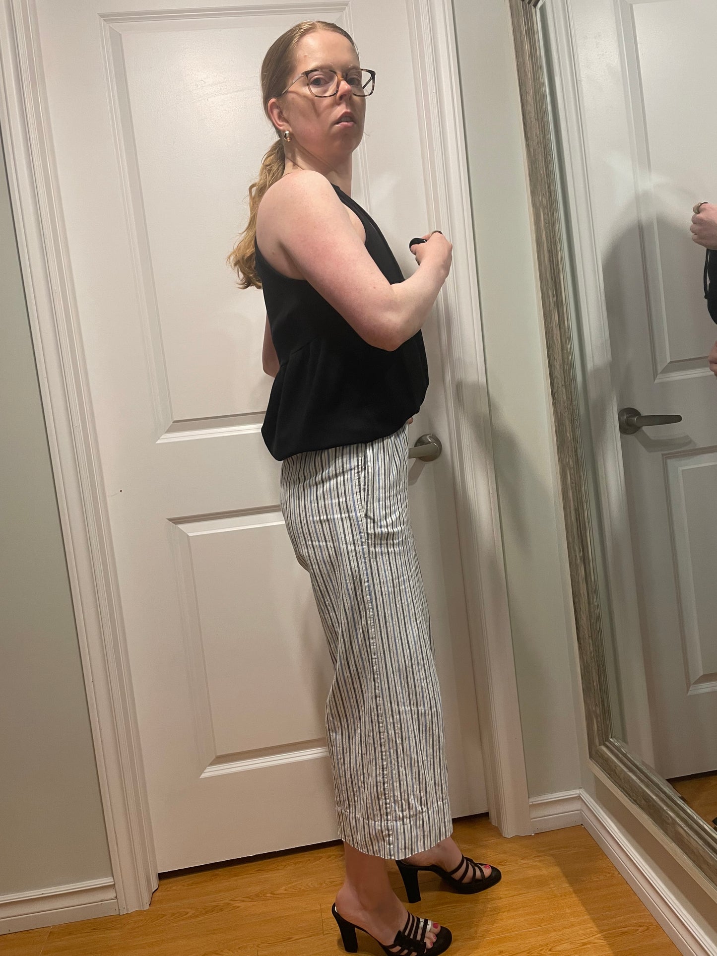 MK Blue & White Striped Linen Blend Cropped Wide Leg Pants – XXS/XS (Inquire for Designer)