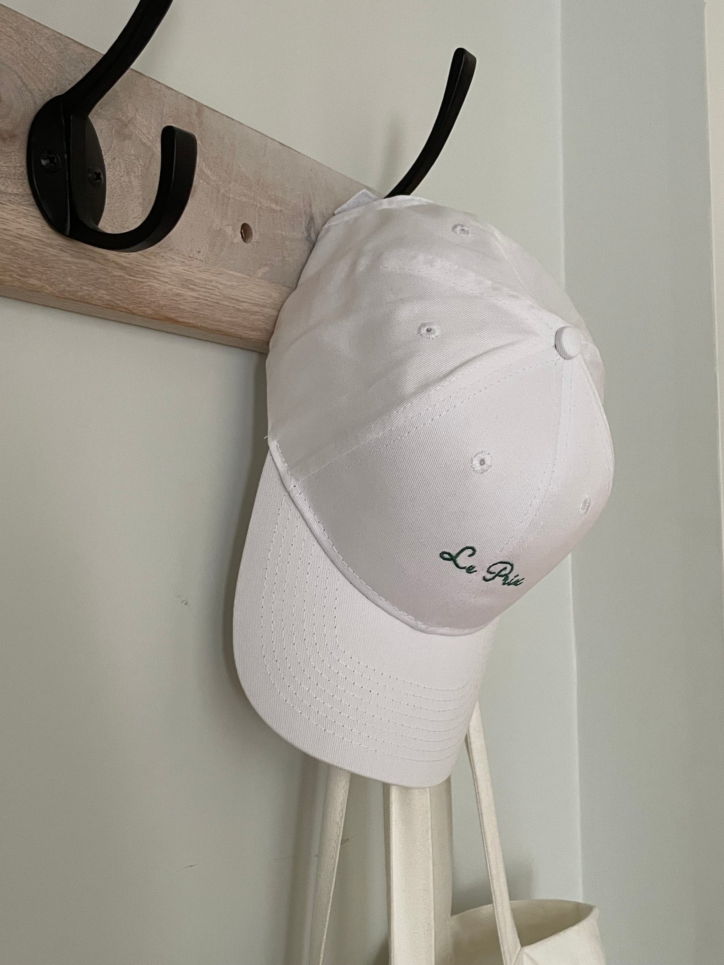 Le Prix White Cotton Embroidered Cap – Forest Green Logo