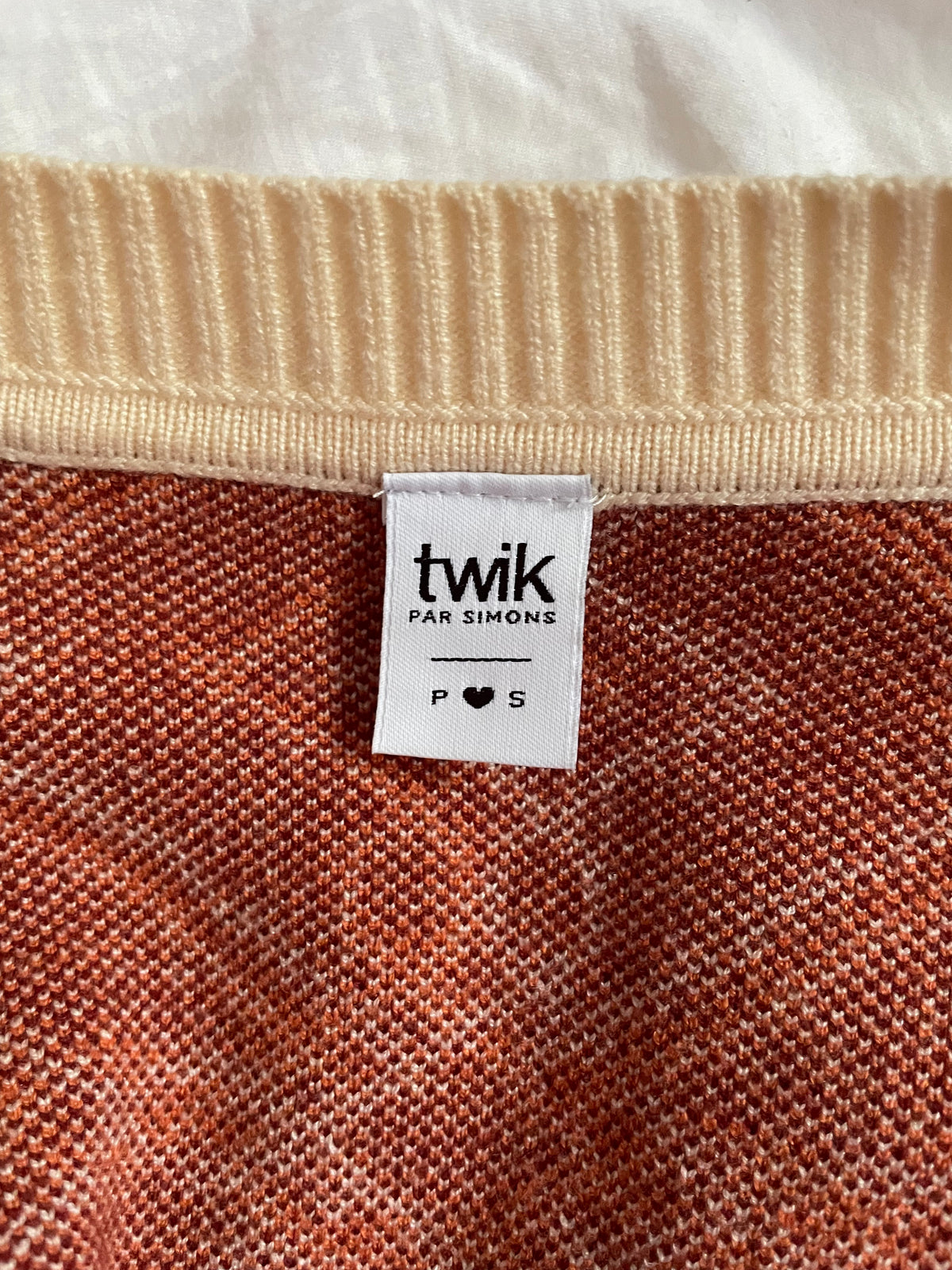 Twik Burgundy Retro Geometric Knit Cardigan – Small