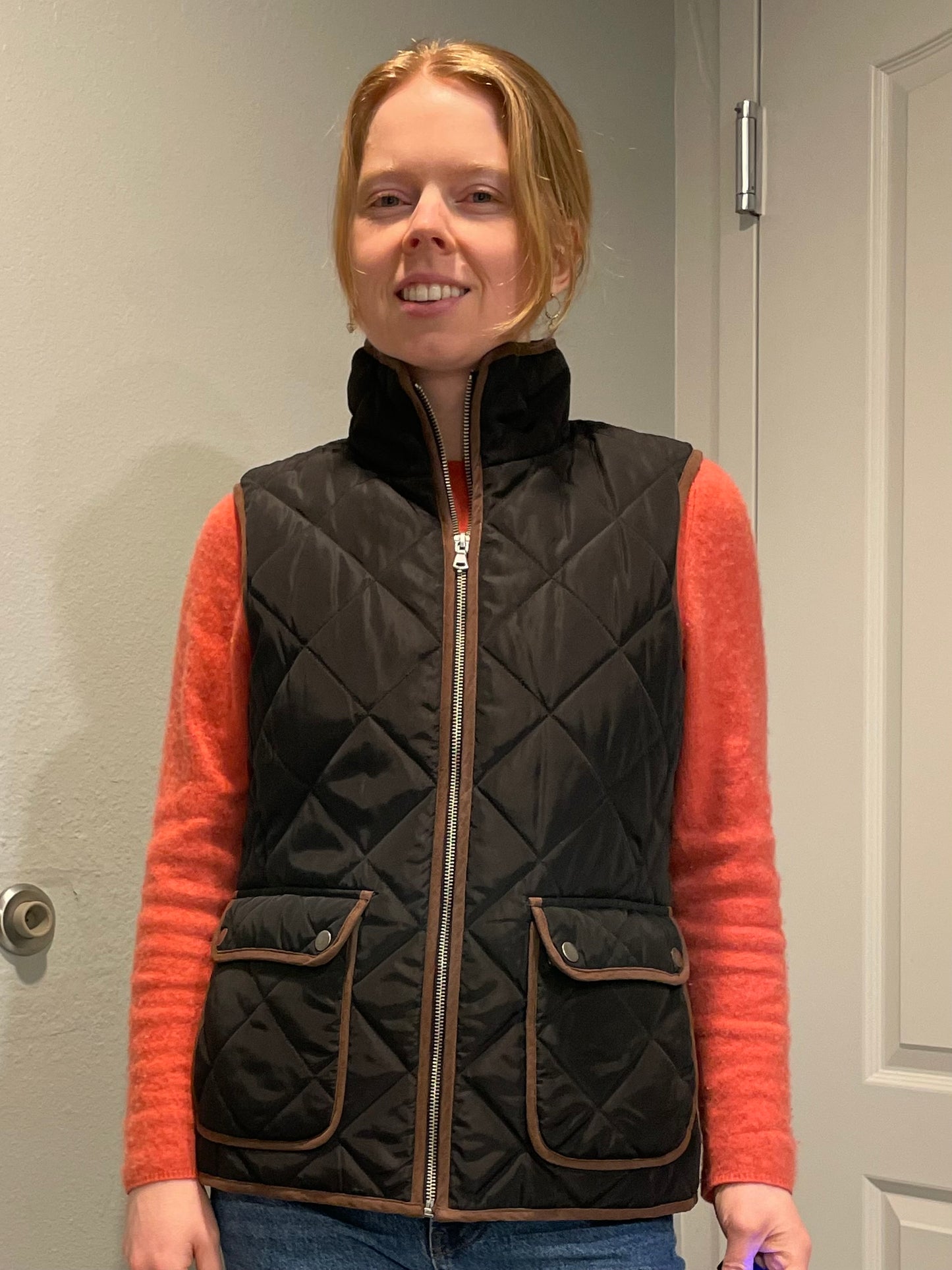 G.H. Bass Black Quilted Field Vest with Brown Trim – Small