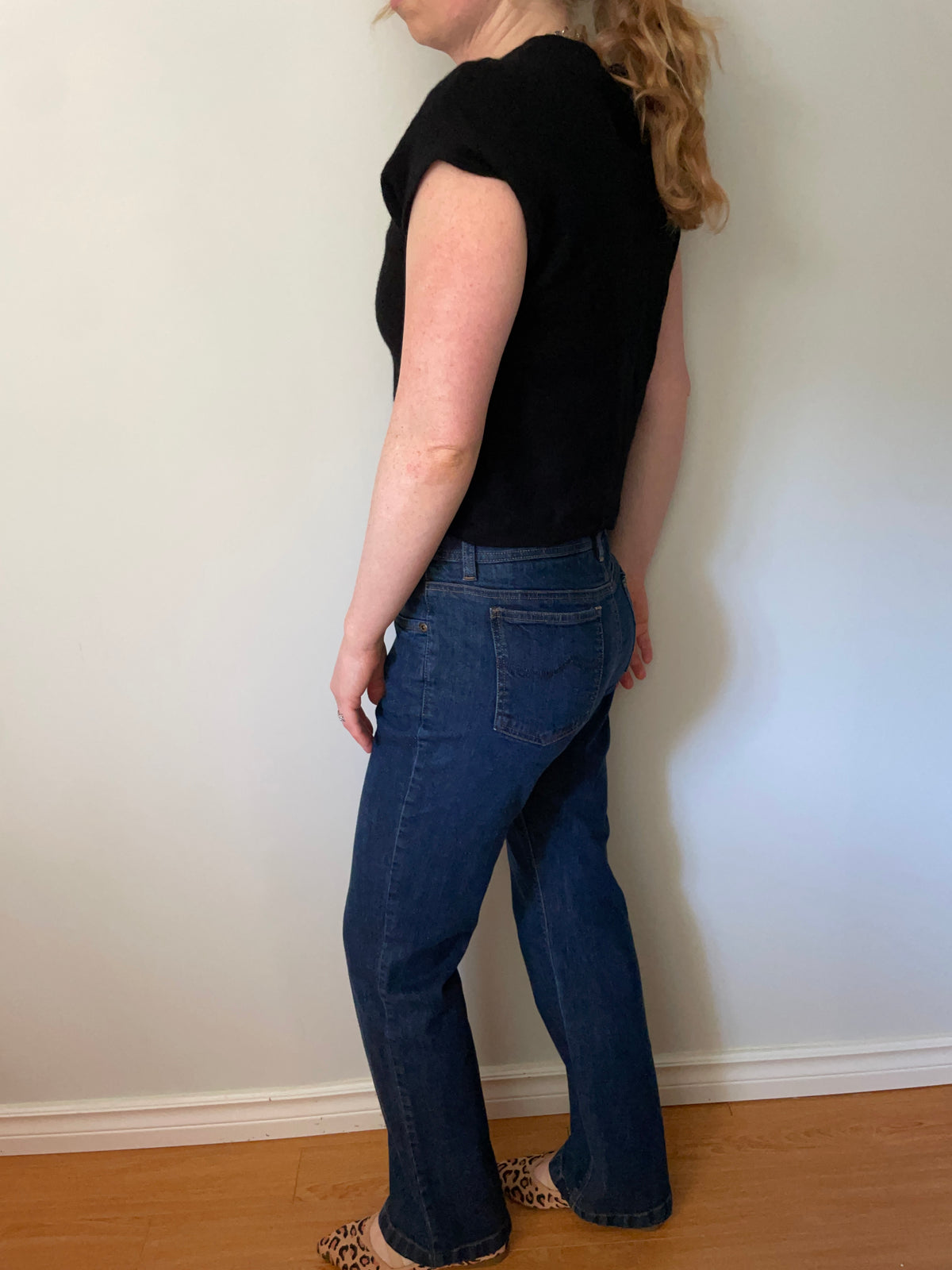 Jones New York Sport Dark Wash Stretch Flare Jeans – Size 4
