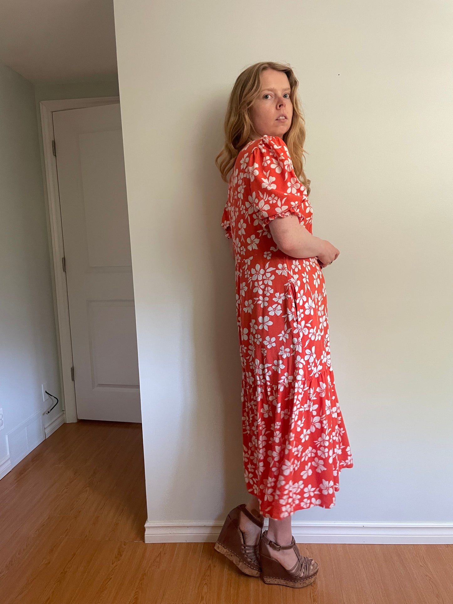 Maxcares Coral Tropical Floral Button Front Midi Dress - Large