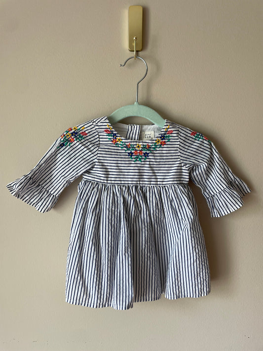 Baby GAP Navy Stripe Embroidered Cotton Dress – Size 3–6M