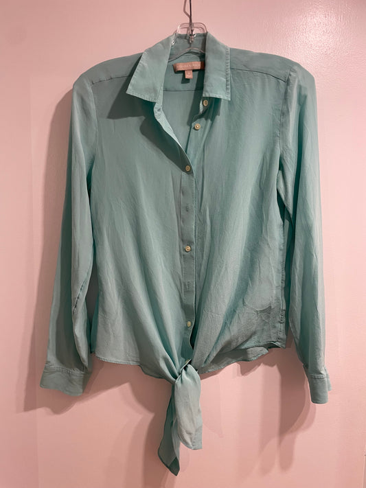 Banana Republic 100% Silk Seafoam Button-Up Blouse – 8 Medium