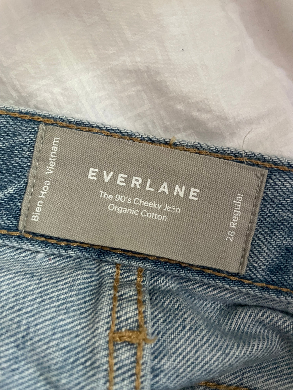 Everlane Light Wash The ’90s Cheeky® Jean – 28 Regular