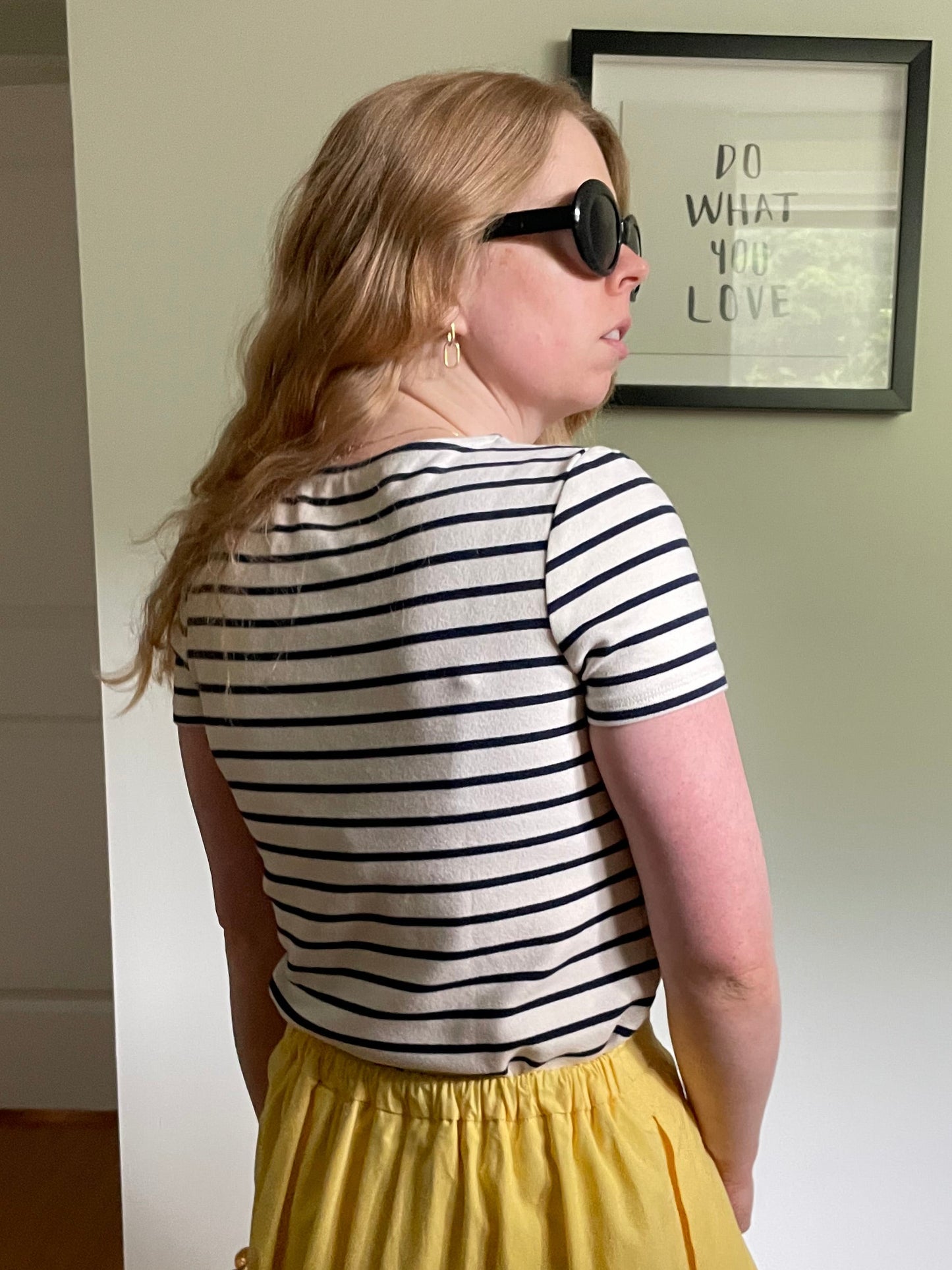 Marled Essentials Cream & Navy Striped Stretch Tee – XS/S
