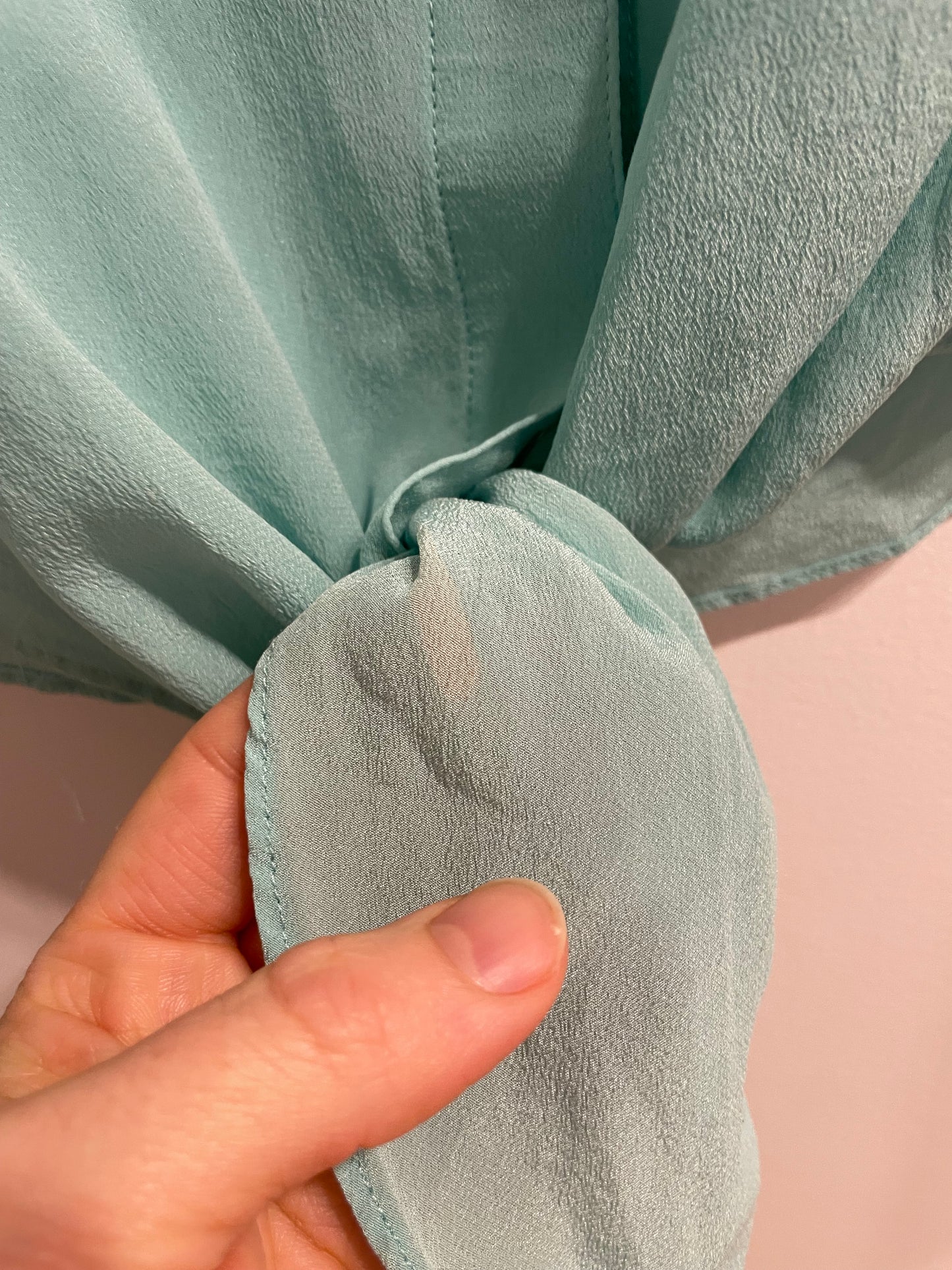 Banana Republic 100% Silk Seafoam Button-Up Blouse – 8 Medium