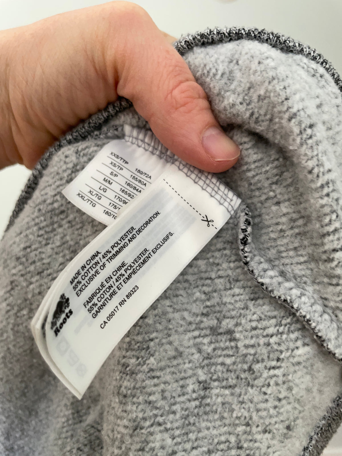 Roots Grey Salt & Pepper Quarter-Zip Sweatshirt – Medium