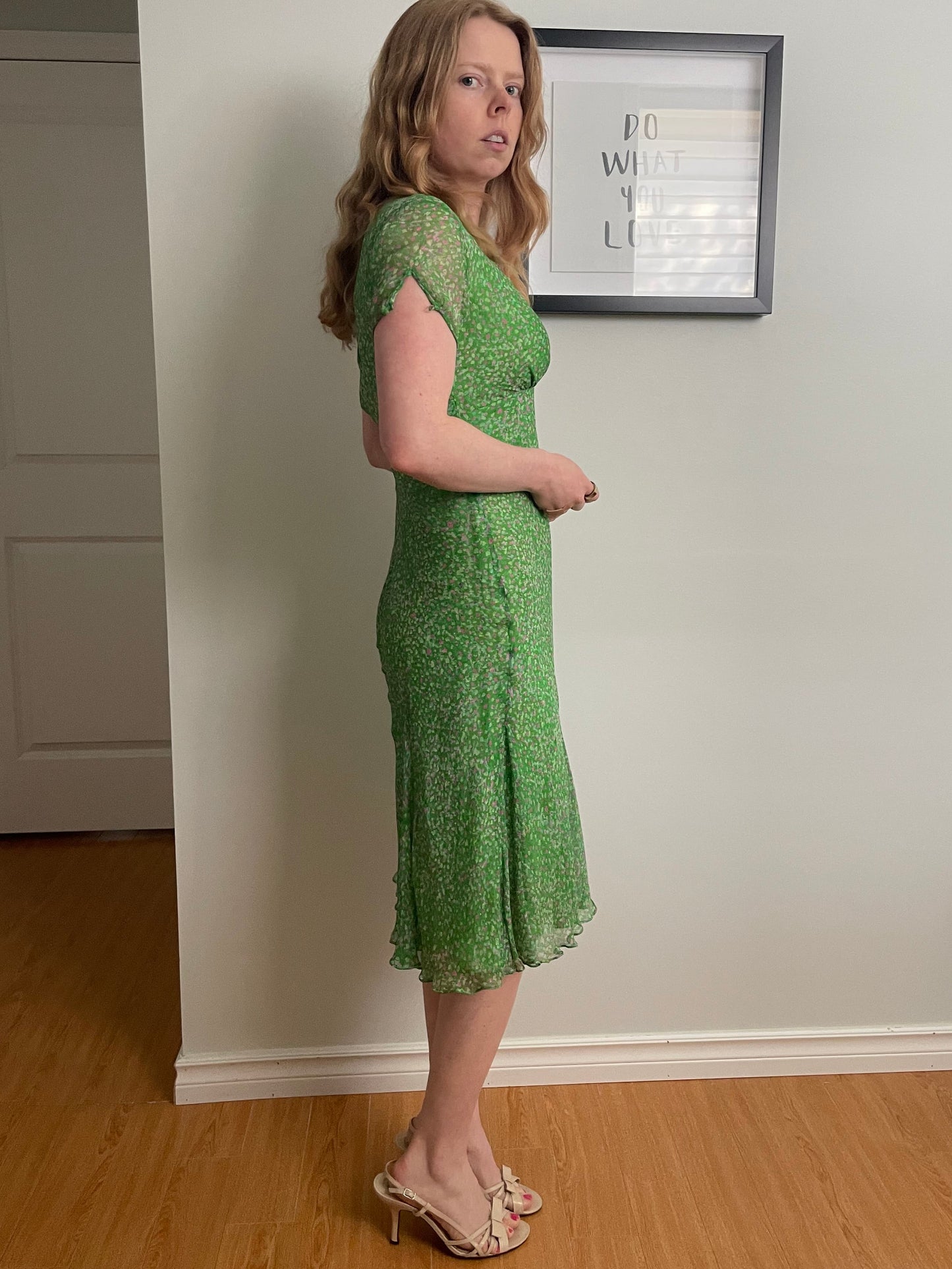 Edina Ronay Kelly Green Floral 100% Silk Garden Party Dress - UK 8 / US XS