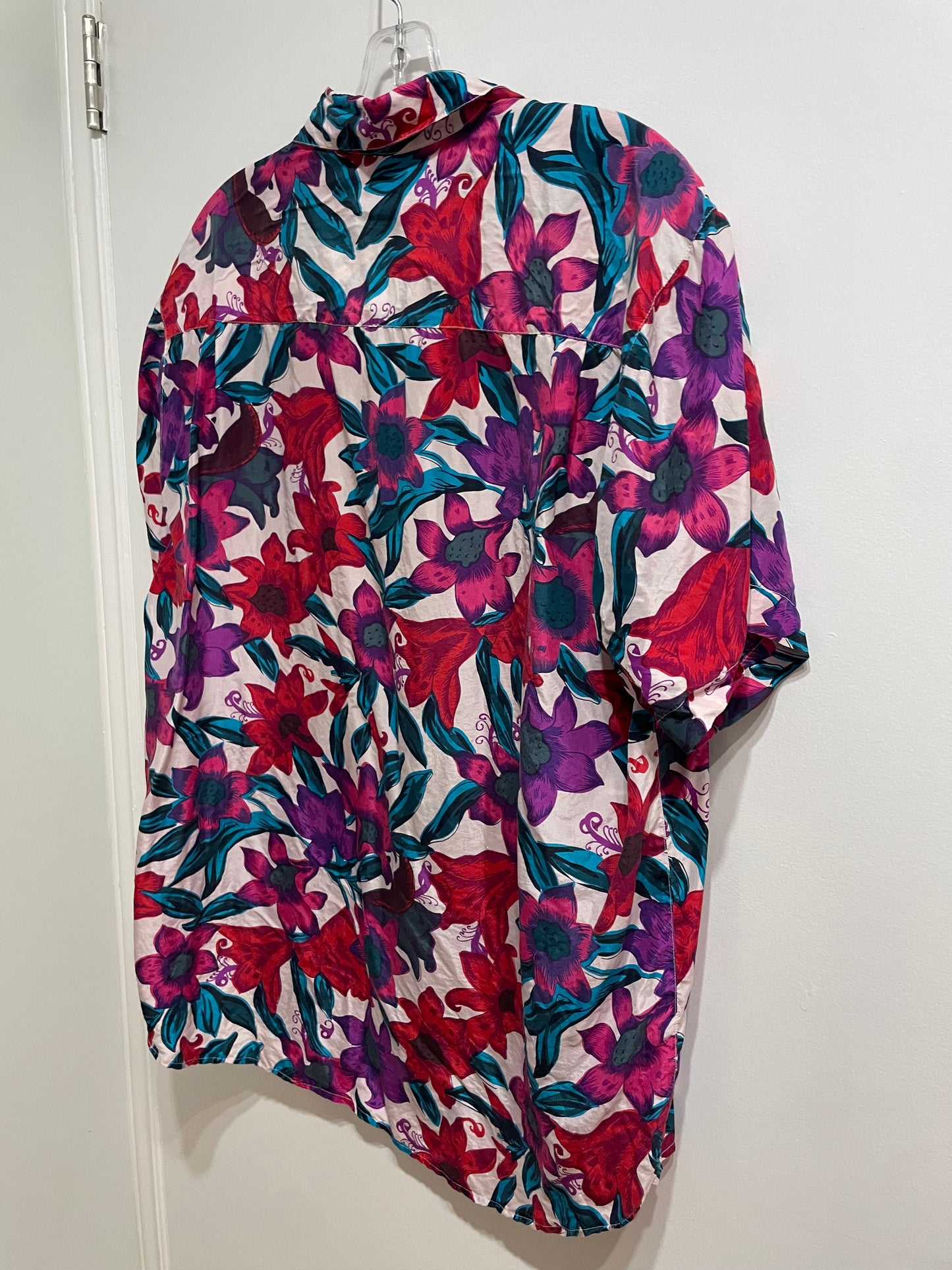 Selecca Silks Pink Red Floral 100% Silk Short Sleeve Button-Up Shirt XL
