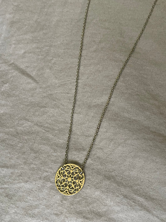 Gold Tone Filigree Disc Pendant Necklace