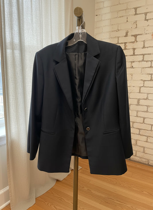 Vintage Black Blazer with Slightly Cropped Sleeves – Size Medium