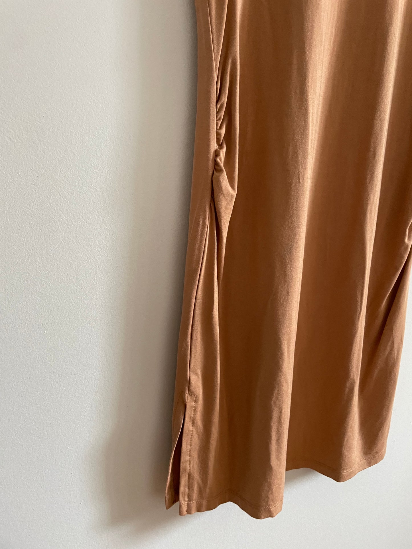 Harmony Belly Camel Short Sleeve Maternity Dress – Small
