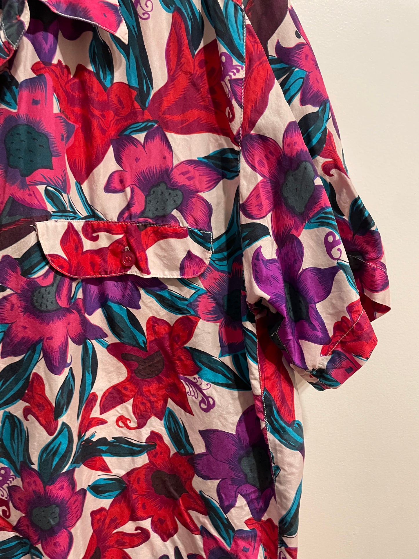 Selecca Silks Pink Red Floral 100% Silk Short Sleeve Button-Up Shirt XL