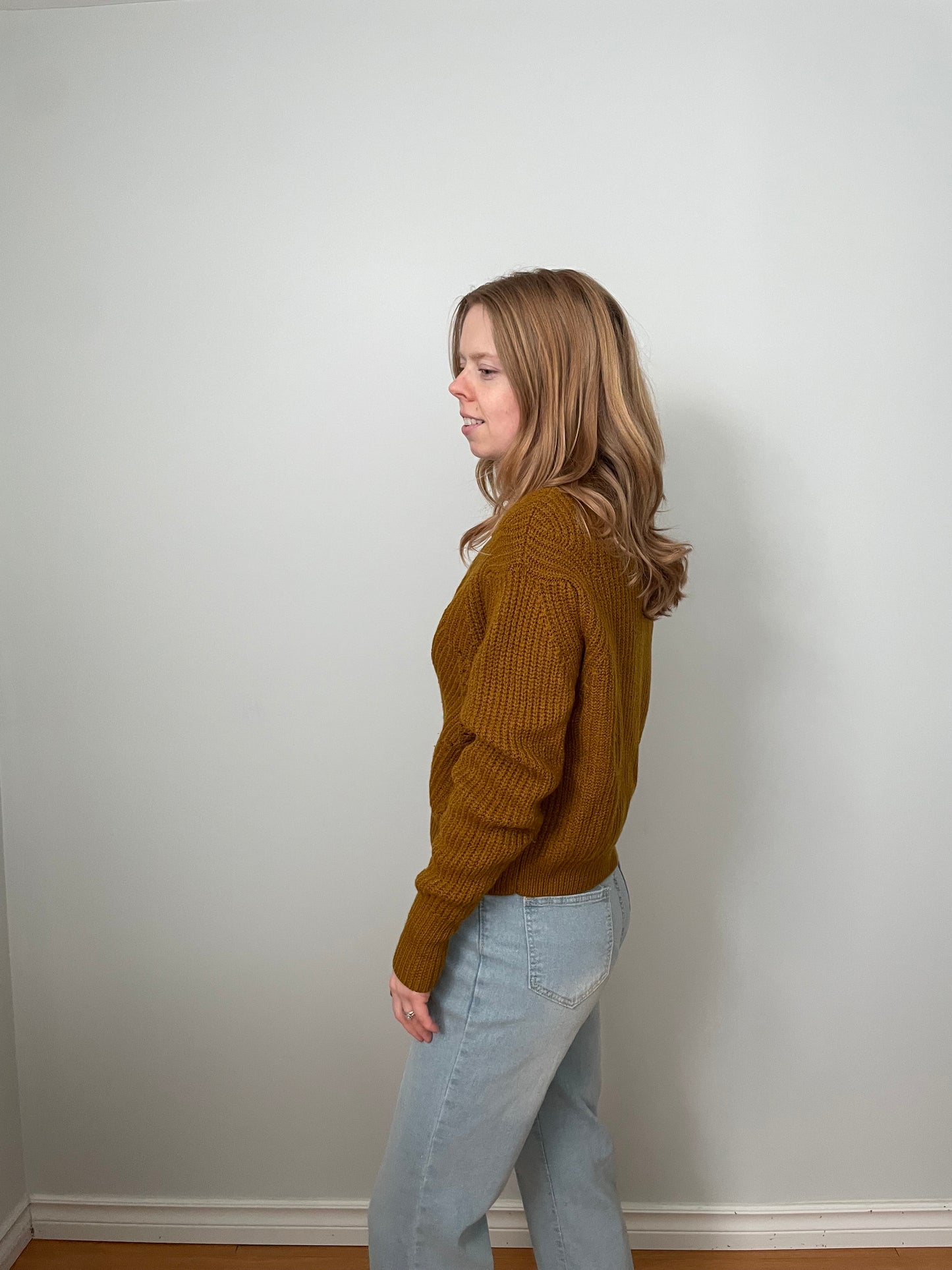 Wilfred Mustard Merino Wool Knit Sweater – Small