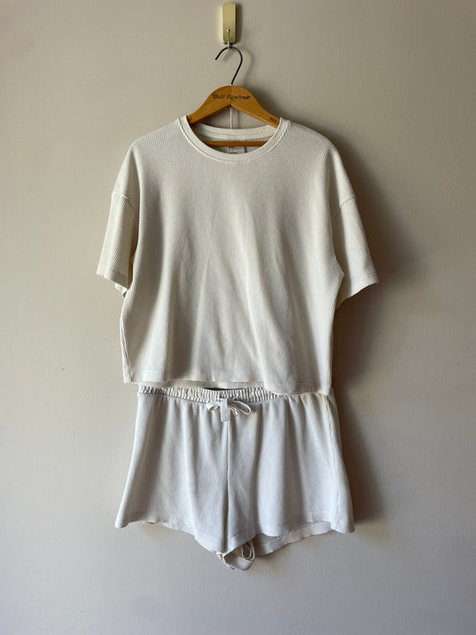 H&M Cream Ribbed Lounge Set - T-Shirt & Shorts - Size Medium