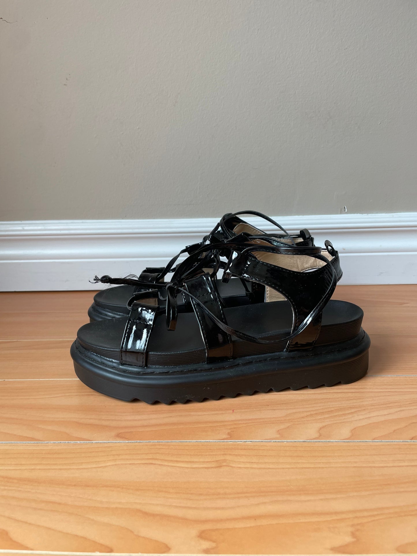 Strappy Black Platform Sandals – Size 39