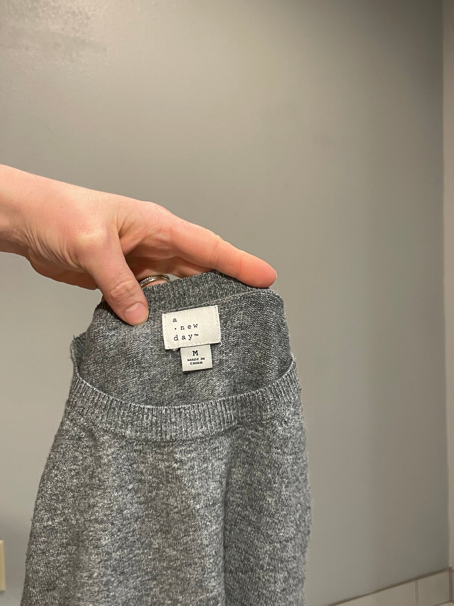 A New Day Heather Grey Sleeveless Knit Top – Me