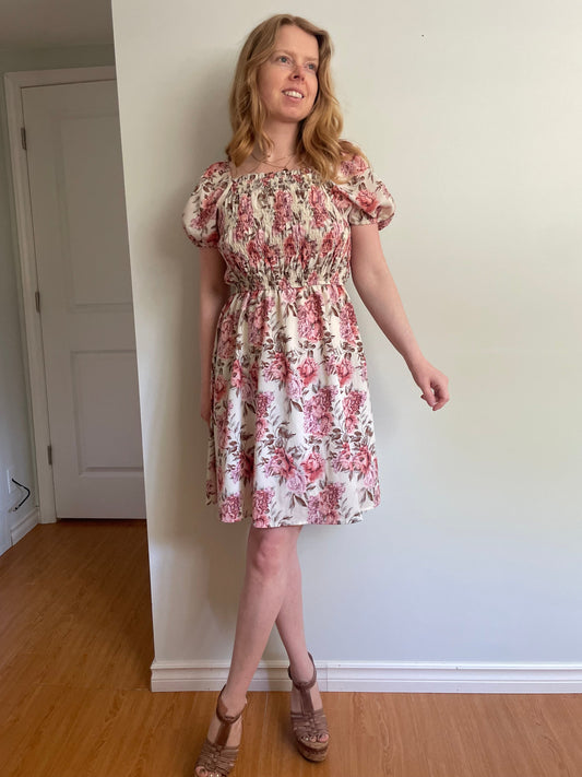 Hayden Los Angeles Ivory Pink Floral Smocked Puff Sleeve Dress - Medium