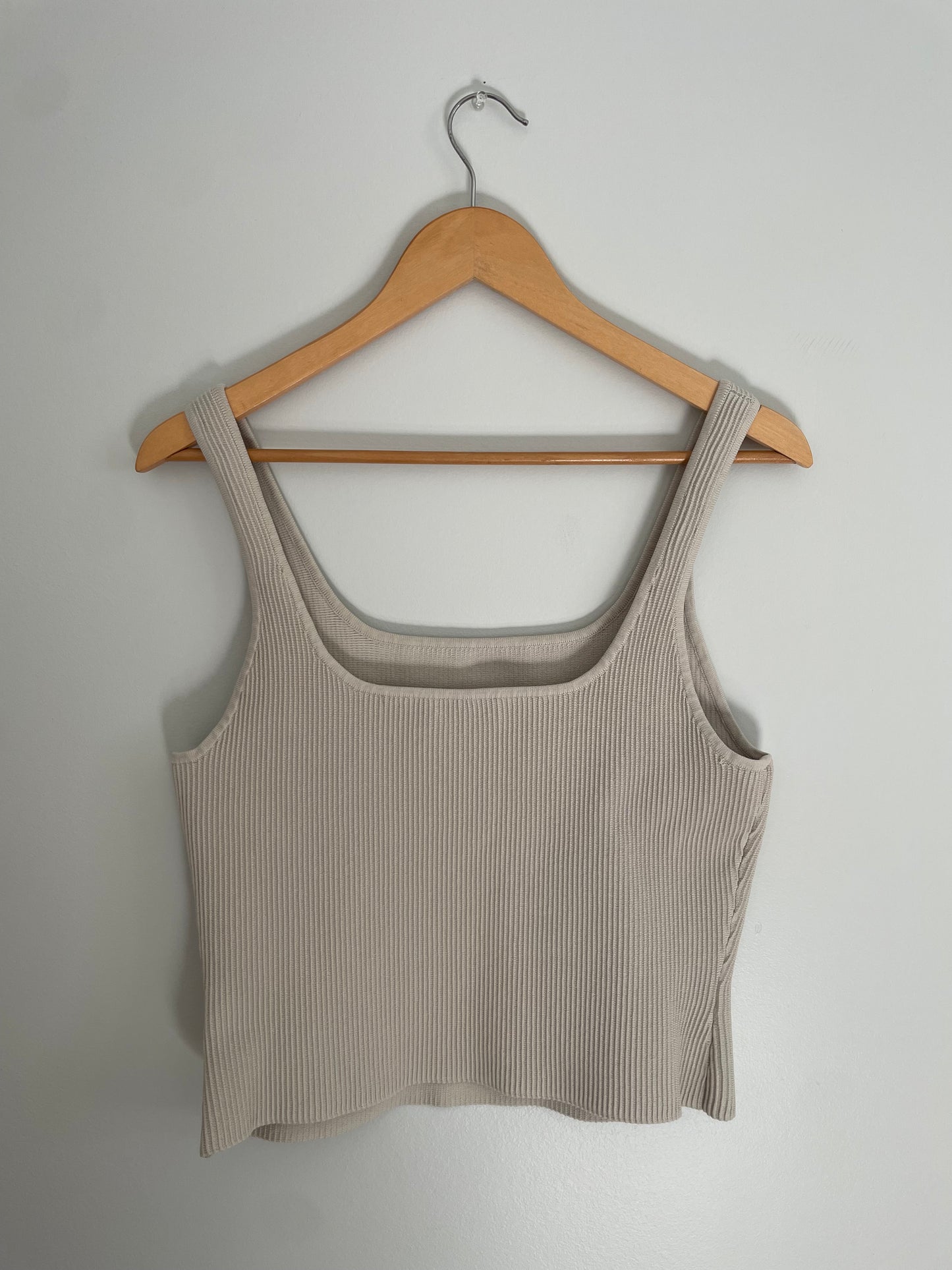 Babaton Taupe Ribbed Knit Tank Top – XL