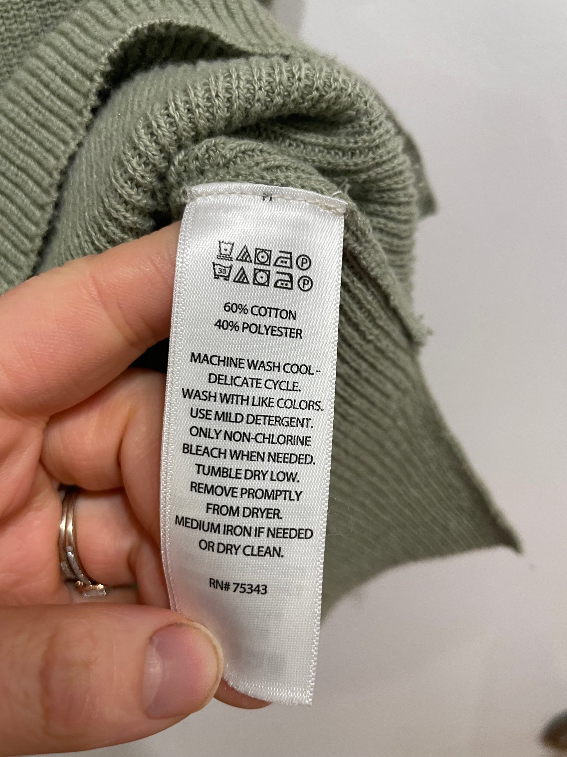 Joie Sage Green Knit Sleeveless Collared Top – Medium - Le Prix Fashion & Consulting