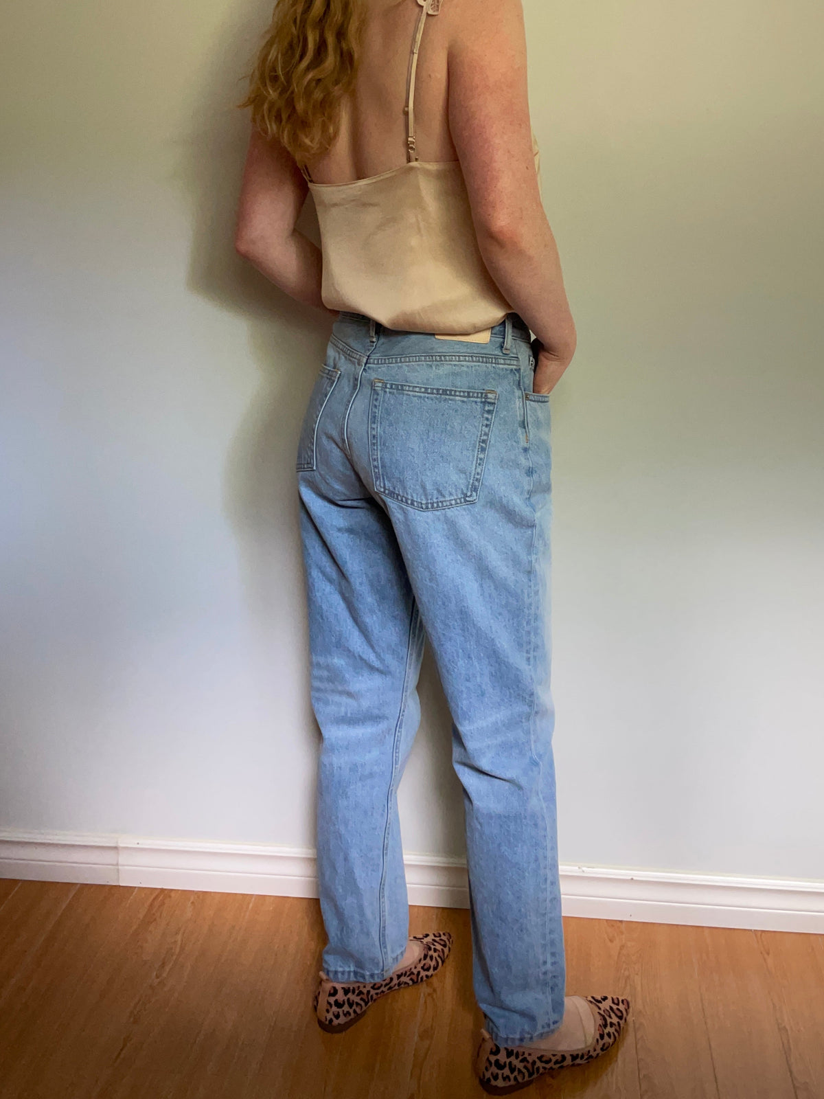 Everlane Light Wash The ’90s Cheeky® Jean – 28 Regular