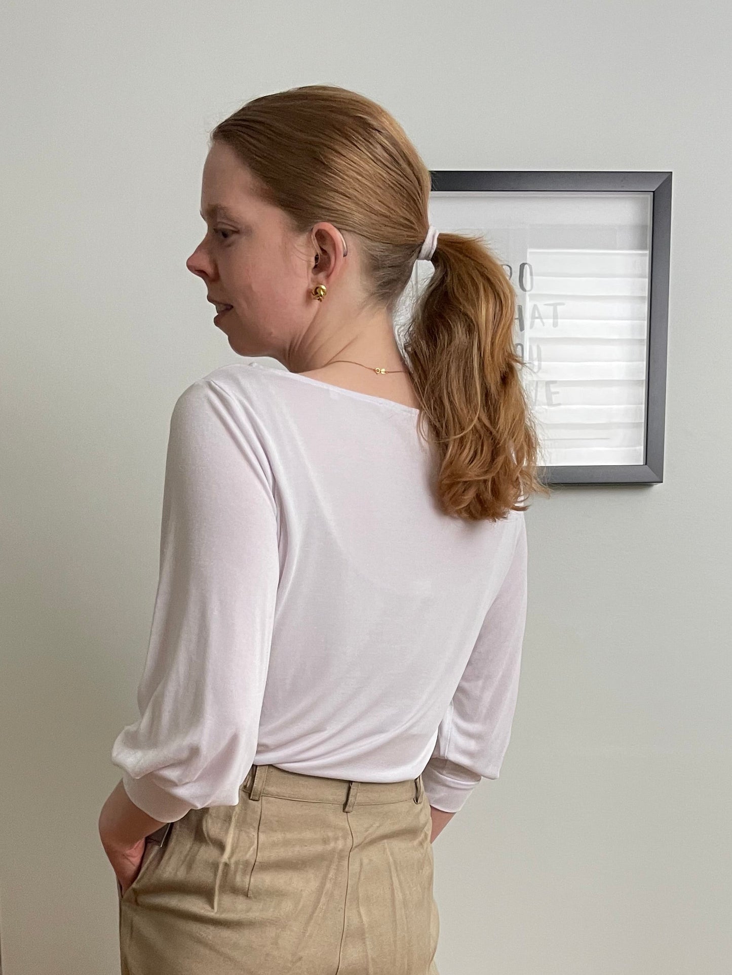 YAYA Women Brushed White Lightweight Modal Blend Knit Top – Size Small