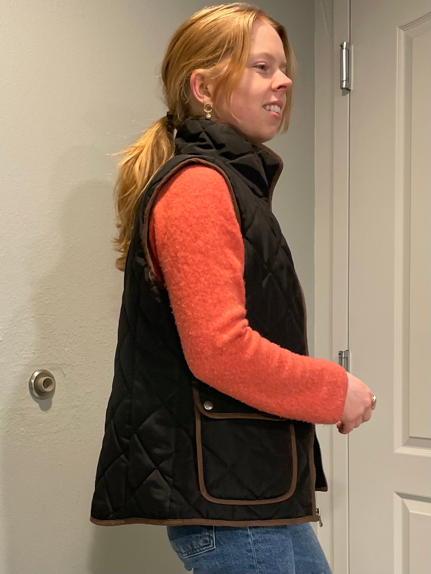 G.H. Bass Black Quilted Field Vest with Brown Trim – Small