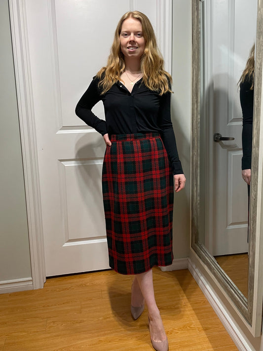 Vintage Marks & Spencer Red Plaid Wool Blend Midi Pencil Skirt - Small