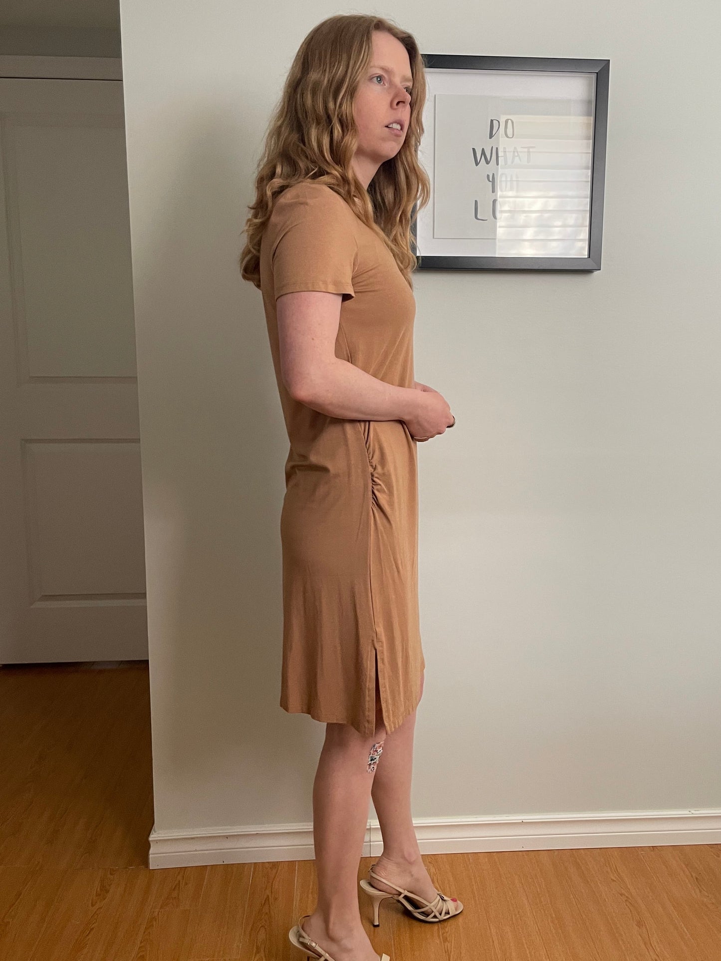 Harmony Belly Camel Short Sleeve Maternity Jersey Dress – Small